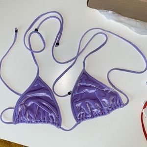 Triangl velvet string bikini top